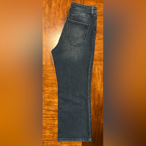 Preloved William Rast Size 30 high waist, crop flare, gene - Picture 6 of 6